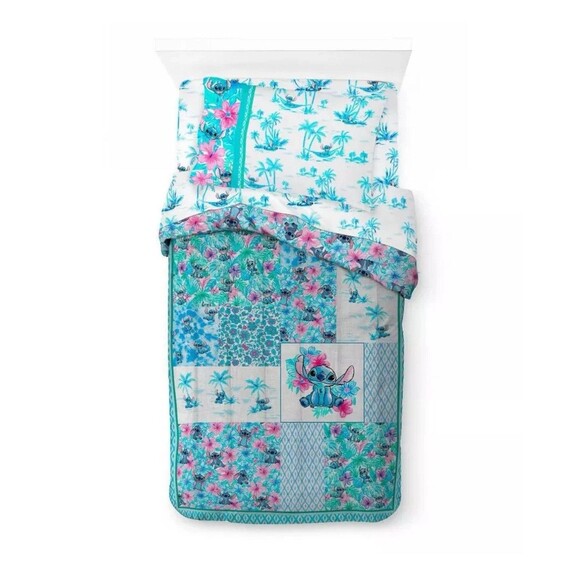 Lilo & Stitch Twin Bungalow Kids' Comforter - NEW - Picture 1 of 4